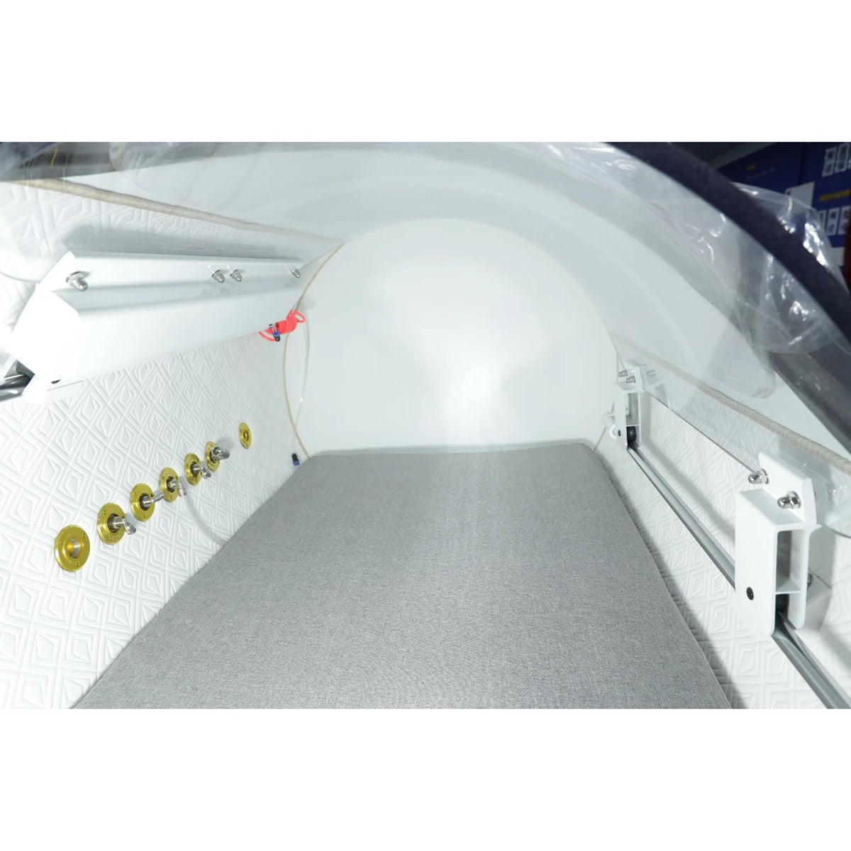 Oxyair 2.0ATA Hard Shell HBOT Hyperbaric Chamber — Compact