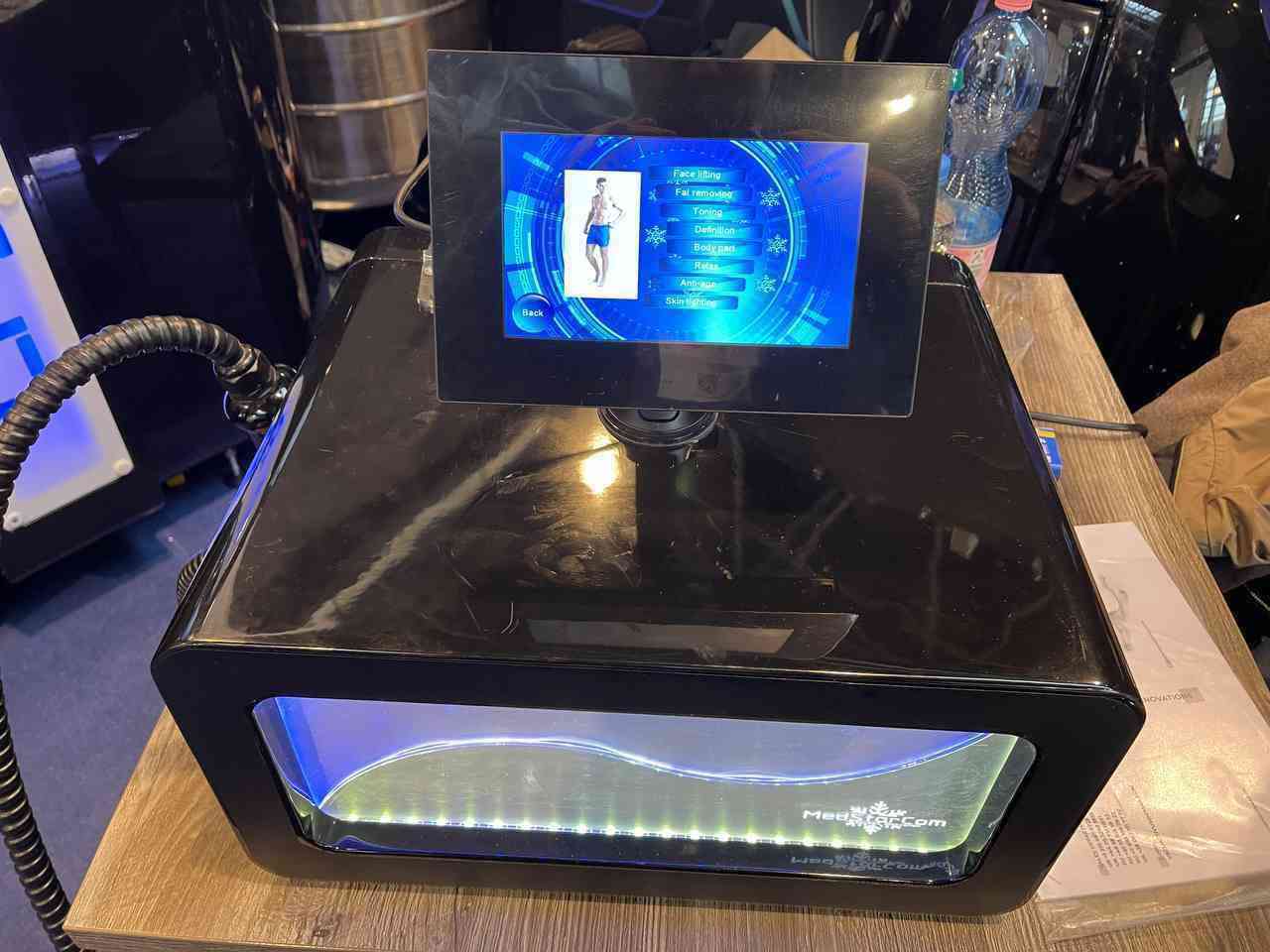 Cryonick Iceberg Roller